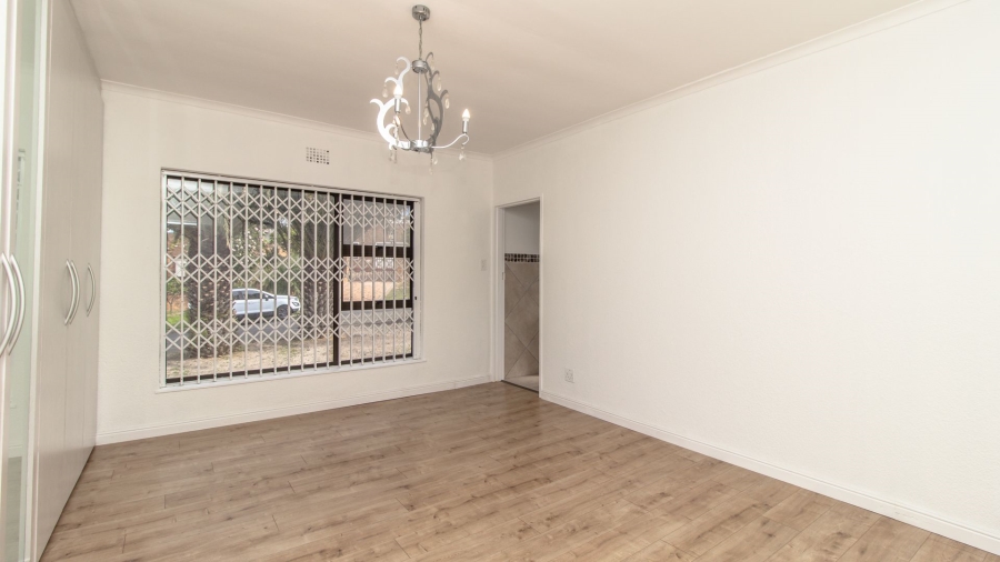 7 Bedroom Property for Sale in Loevenstein Western Cape